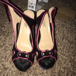 Velvet wedge sandals